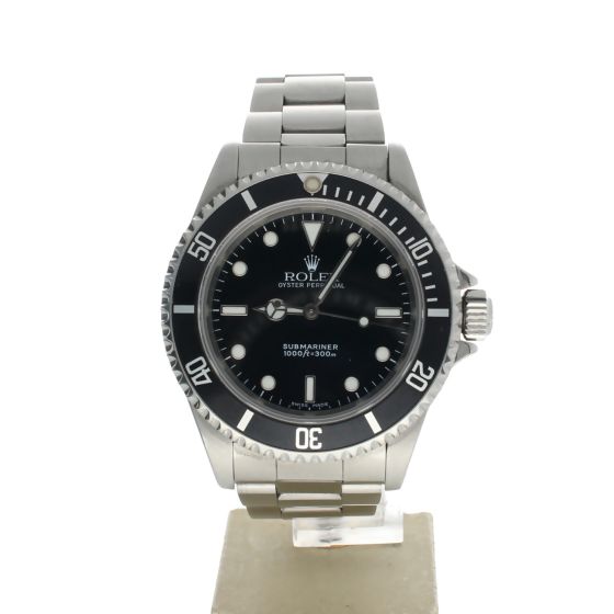 Rolex Submariner (no date) Stainless-steel 14060 Black Dial Men's 40-mm Automatic self-wind Sapphire crystal. Swiss Made Wristwatch