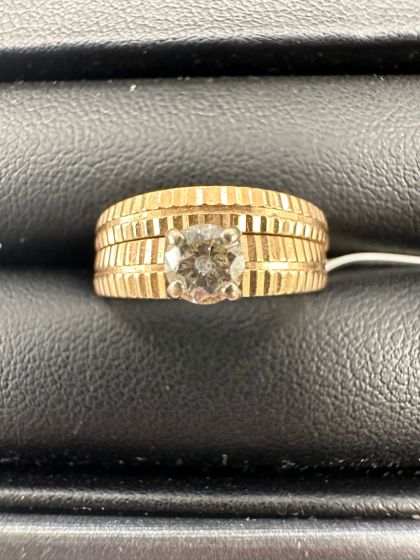 Diamond Pavé Ring in 14k Yellow Gold